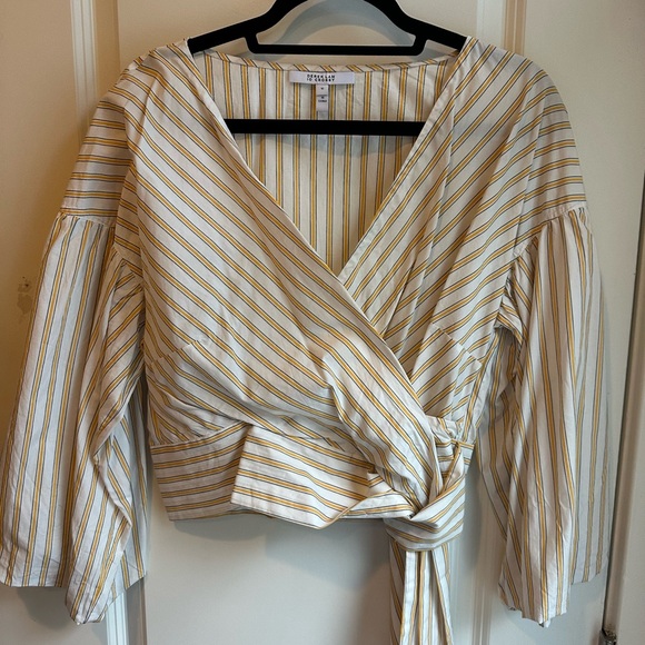 10 Crosby Derek Lam Cropped Bell Sleeve Blouse - Picture 1 of 2